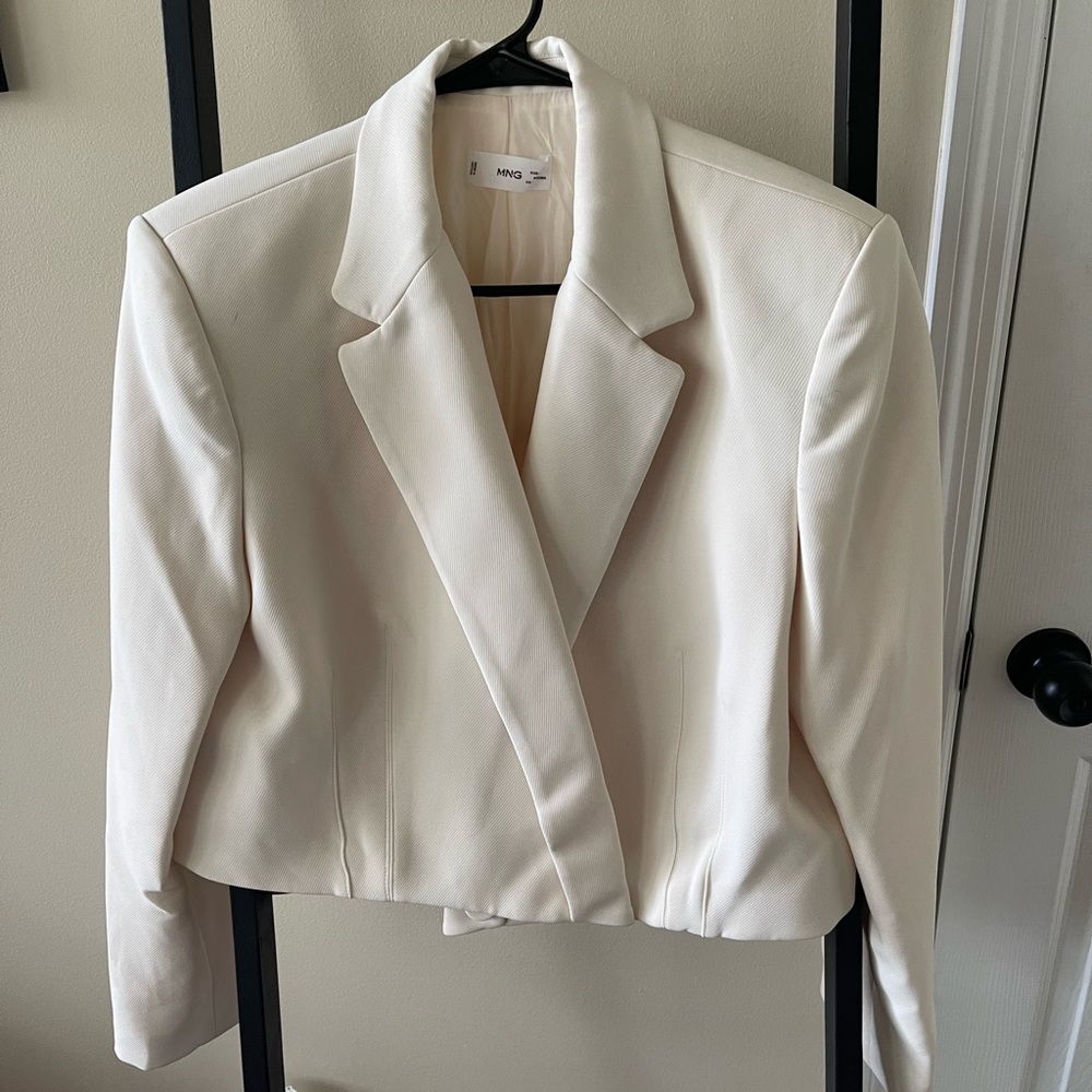 Mango White Cropped Blazer